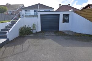 - click for photo gallery